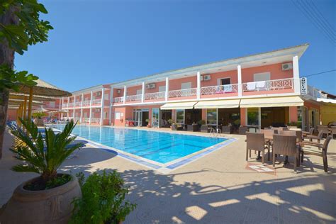 sidari beach hotel corfu greece